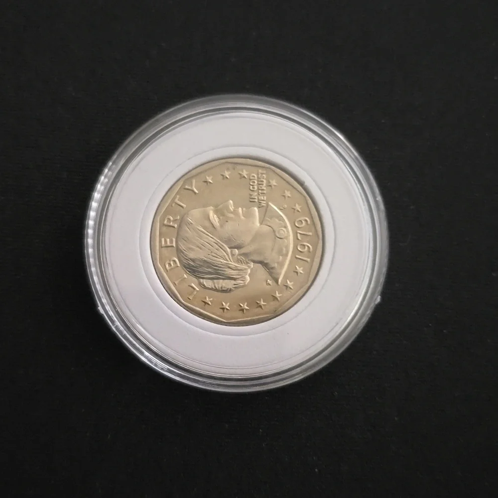 1979-P Uncirculated Susan B Anthony Dollar - Picture 4 of 8